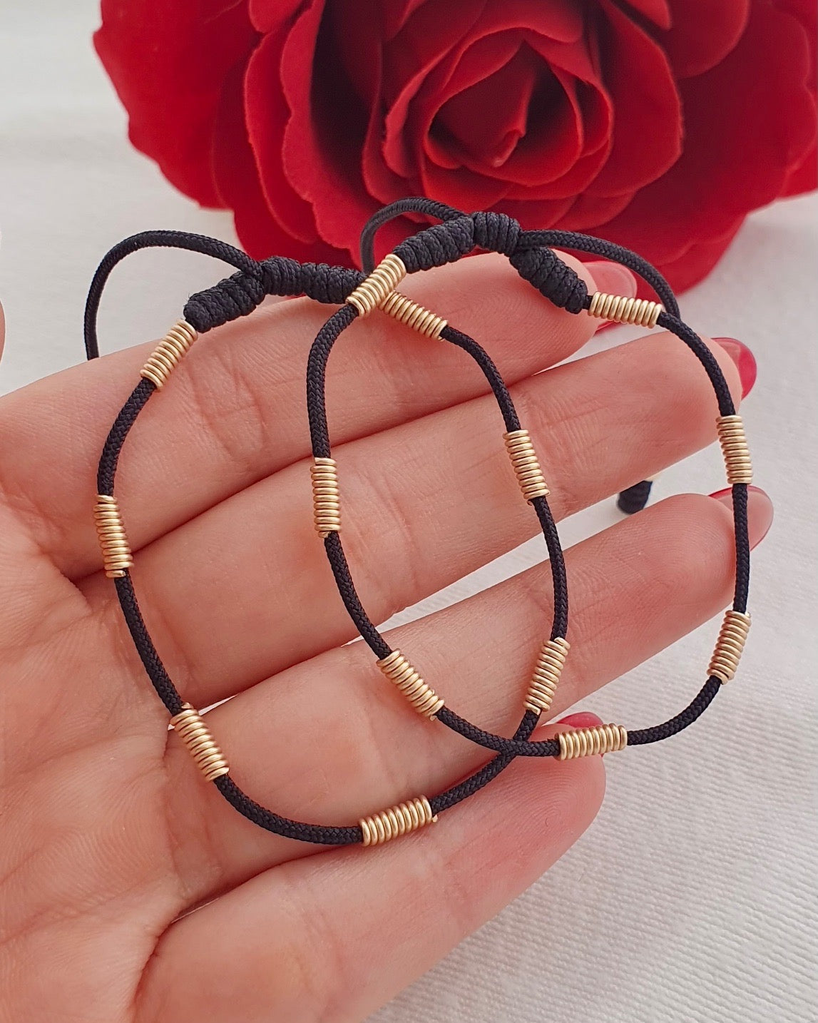 Pulsera 7 Nudos Alambre Dorada