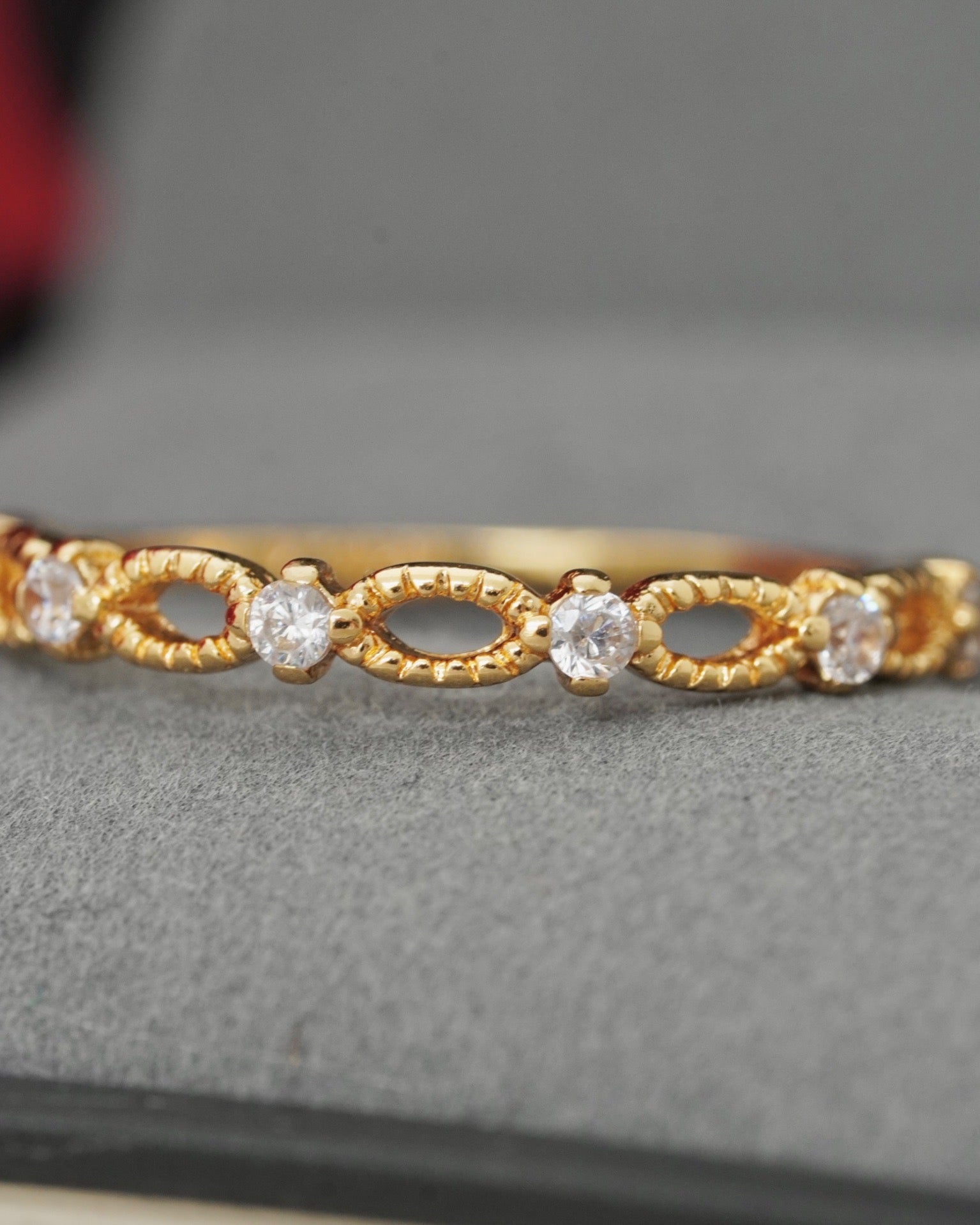 Anillo Óvalos x7 circon