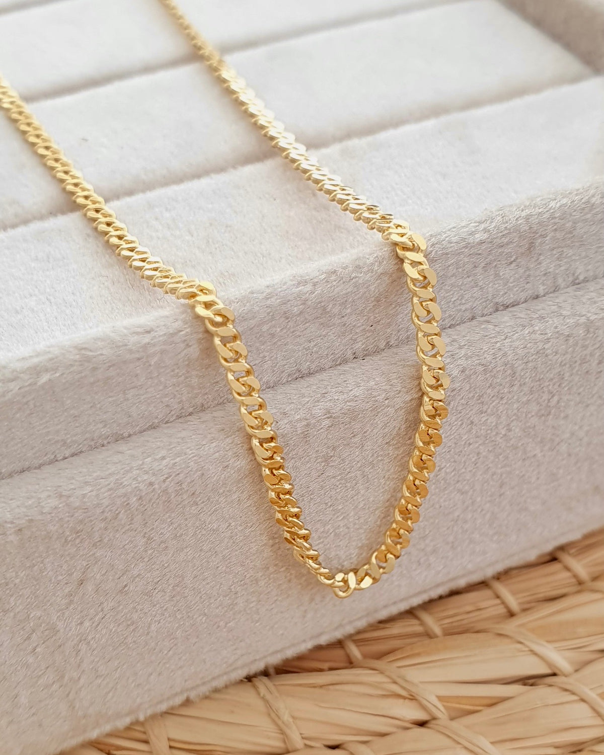 Cadena Tejido en Ocho 2mm 60cm