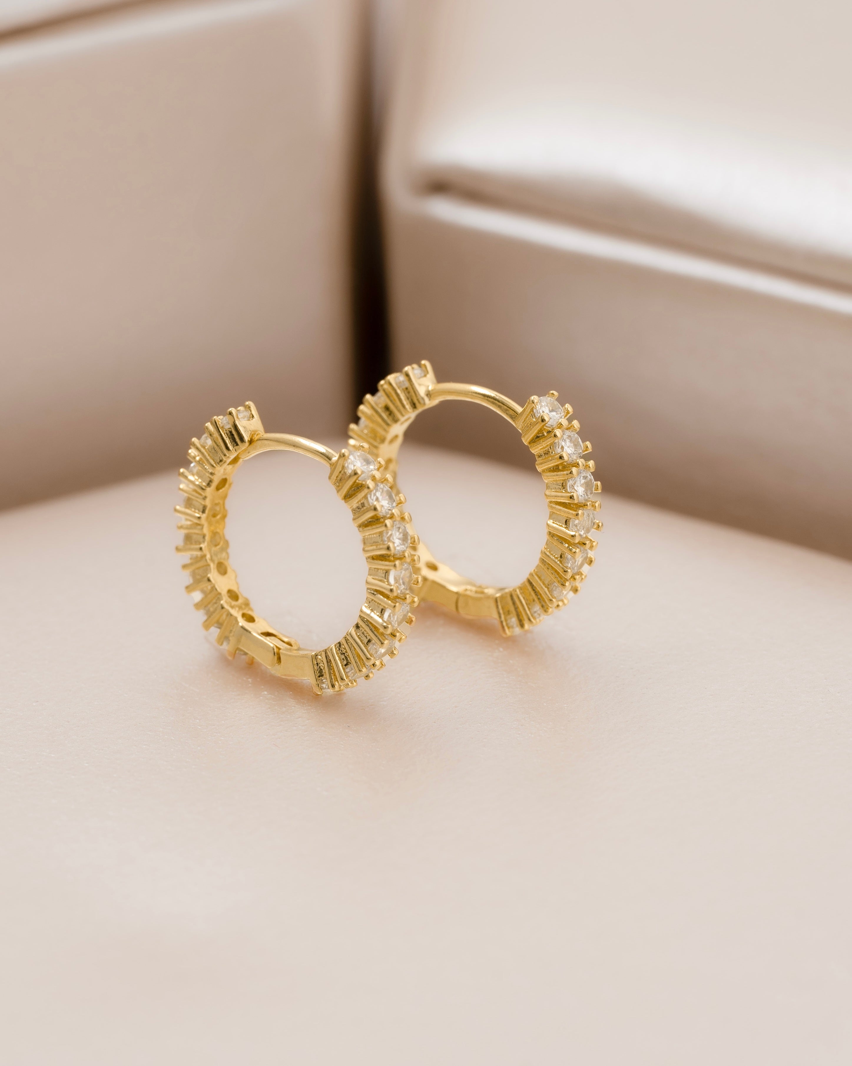 Candonga Crystal Goddess