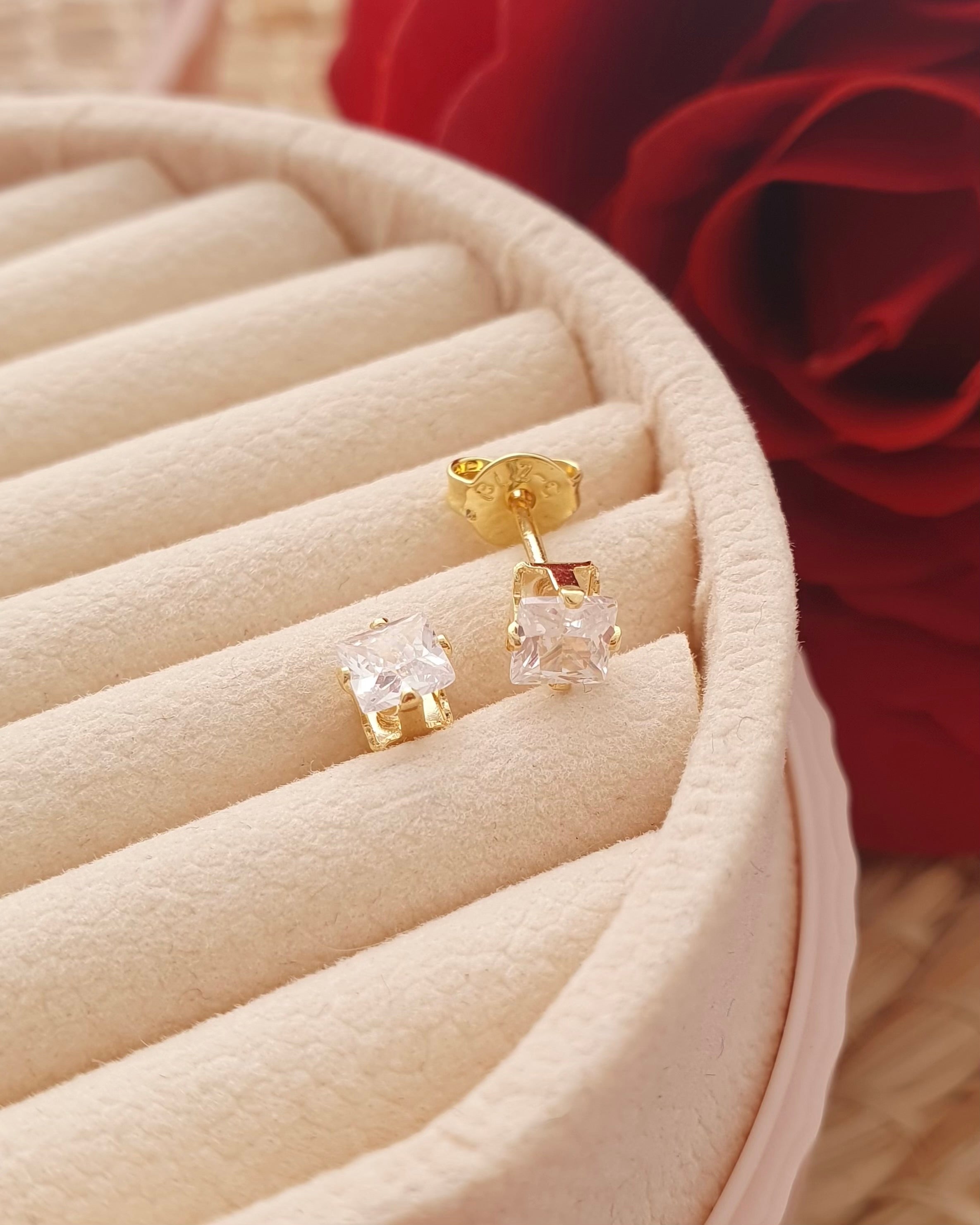 Topo Circon Cuadrado Cristal 5mm