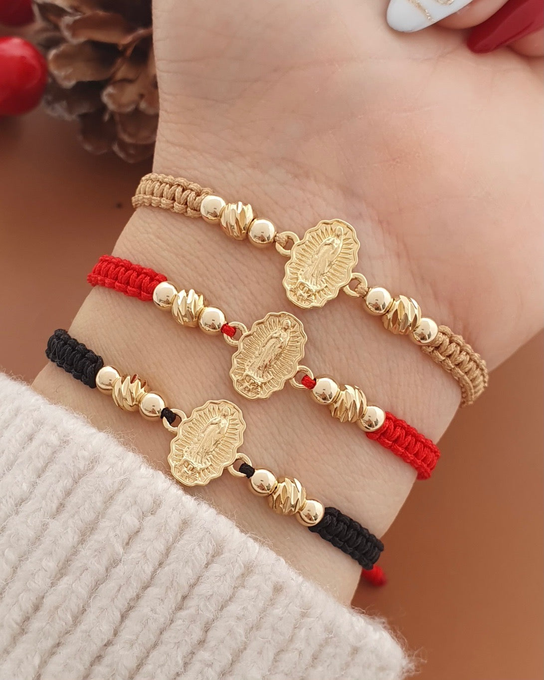 Manilla Guadalupe Silueta