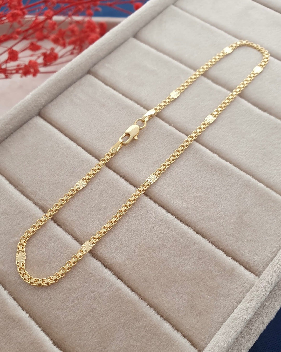 Tobillera china con destellos