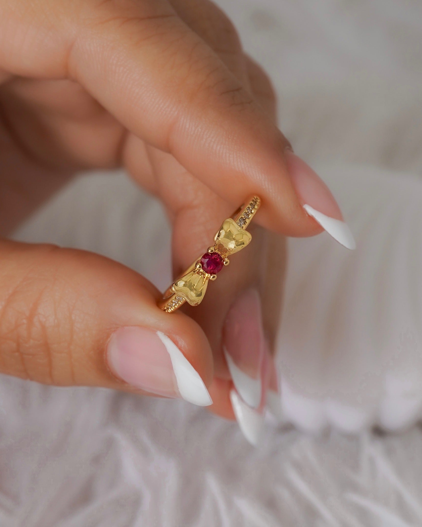 Anillo Scarlet Enchanted